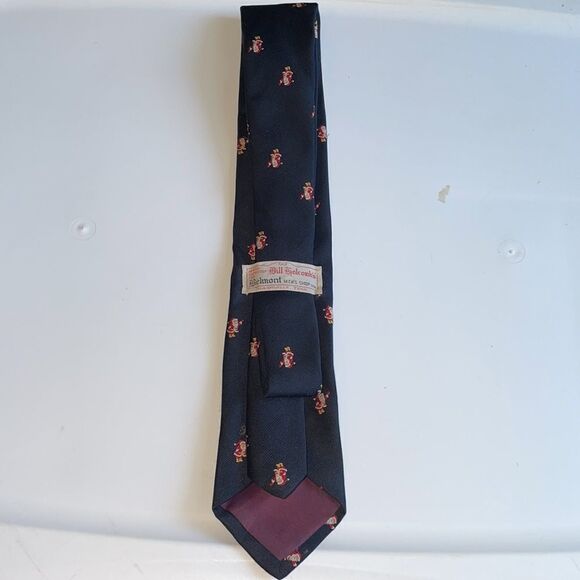 Kitschy Vtg 60s/70s dark navy blue tie with waving Santa print - Picture 4 of 5
